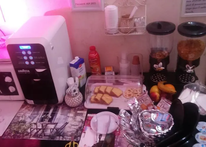 Al Solito Posto Nocleg ze śniadaniem *